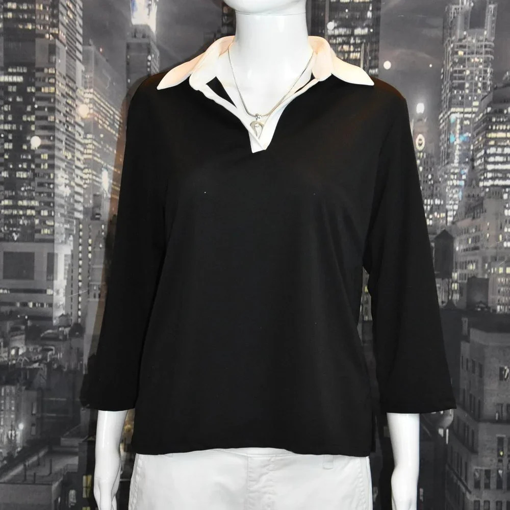 Amanda Smith Sz Medium Black 3/4 Sleeve V-Neck Top with White Collar